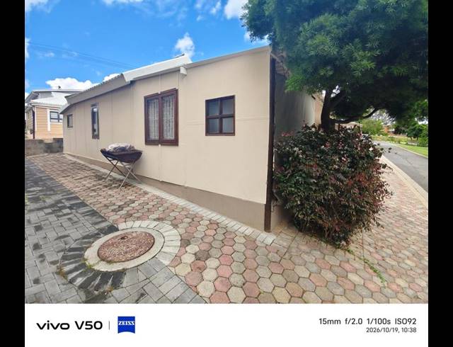 4 BEDROOM HOUSE FOR SALE IN HARTENBOS CENTRAL